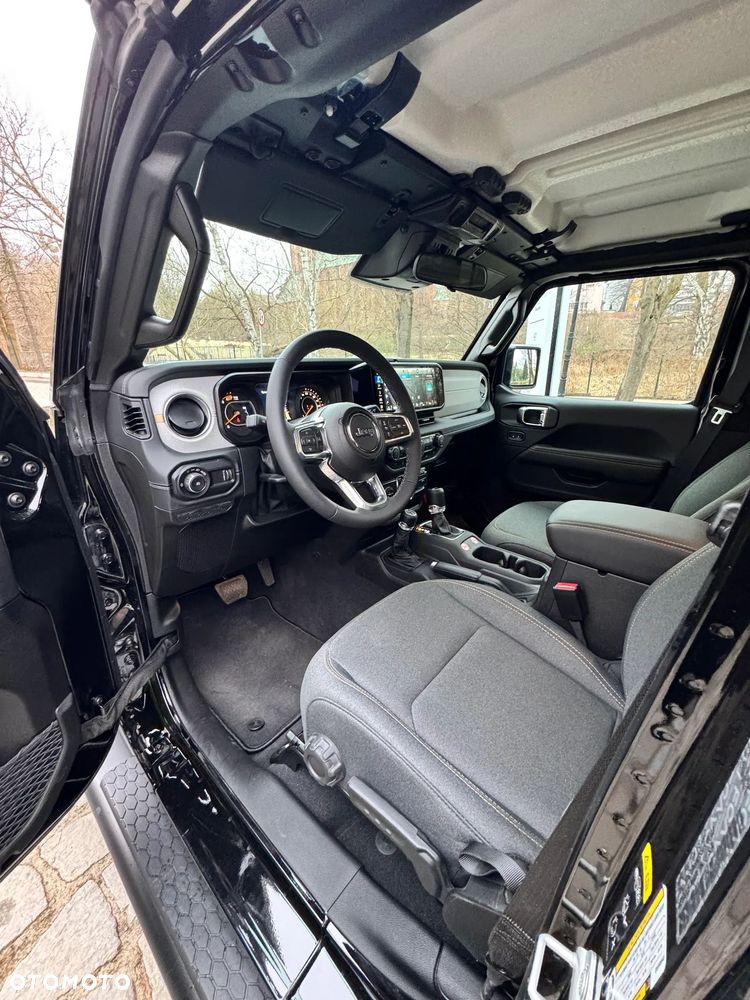 Jeep Wrangler Unlimited GME 2.0 Turbo Sahara - 10