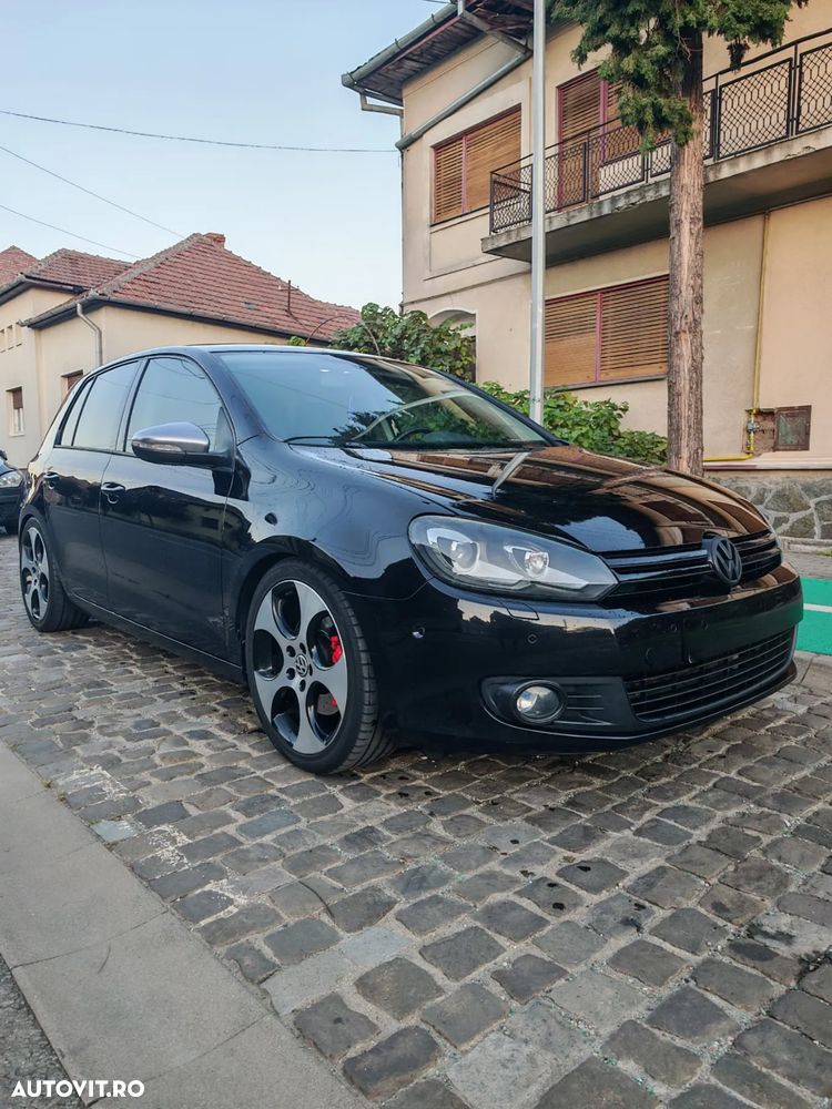 Volkswagen Golf 2.0 TDI DPF BlueMotion Technology MATCH - 2