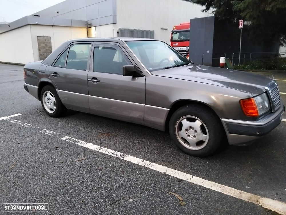 Mercedes-Benz W124 (1984-1997) 200 D - 1