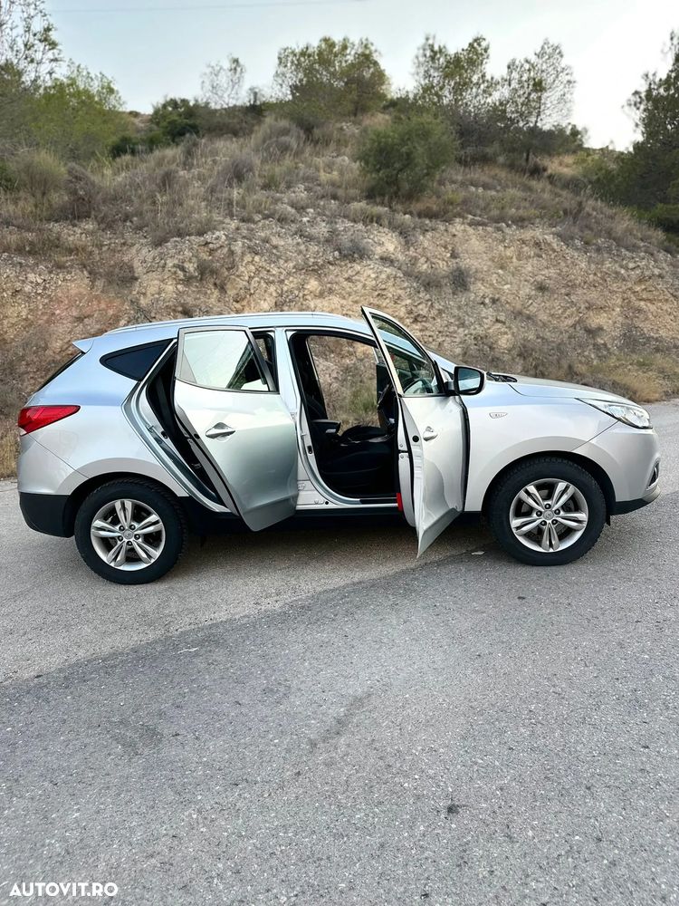 Hyundai ix35 2.0 4WD Automatik Premium - 6