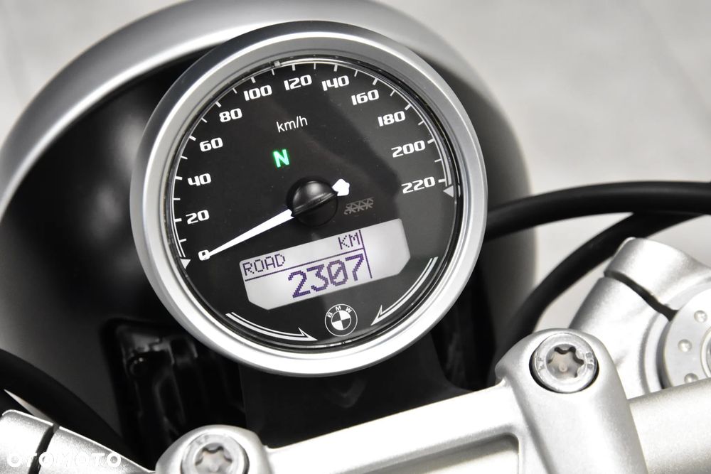 BMW R - 18