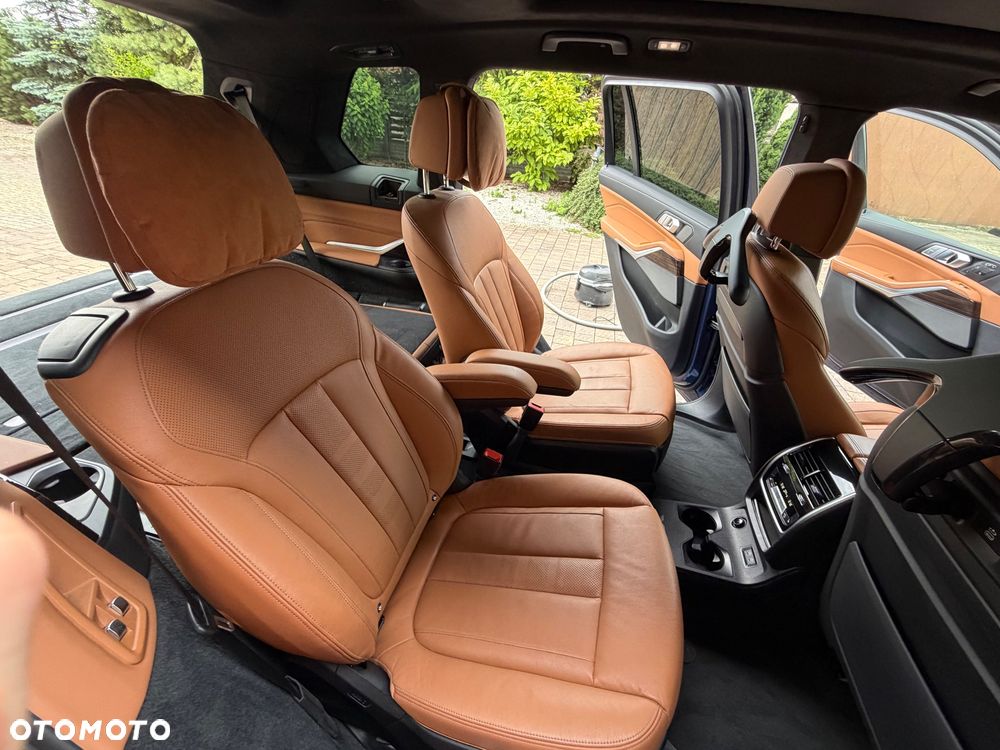 BMW X7 xDrive40i sport - 35
