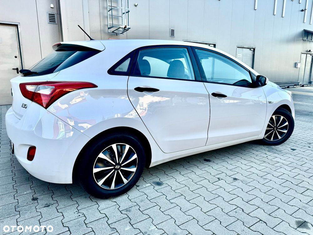 Hyundai i30 1.4 Premium - 4