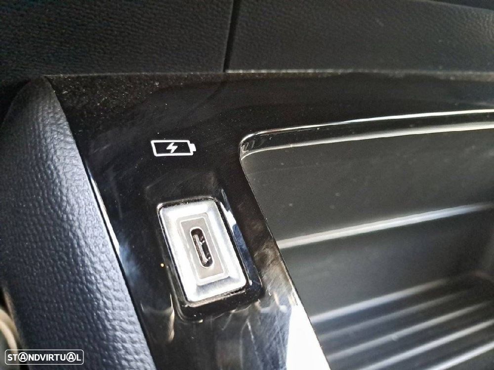 Peugeot 2008 1.2 PureTech Active - 23