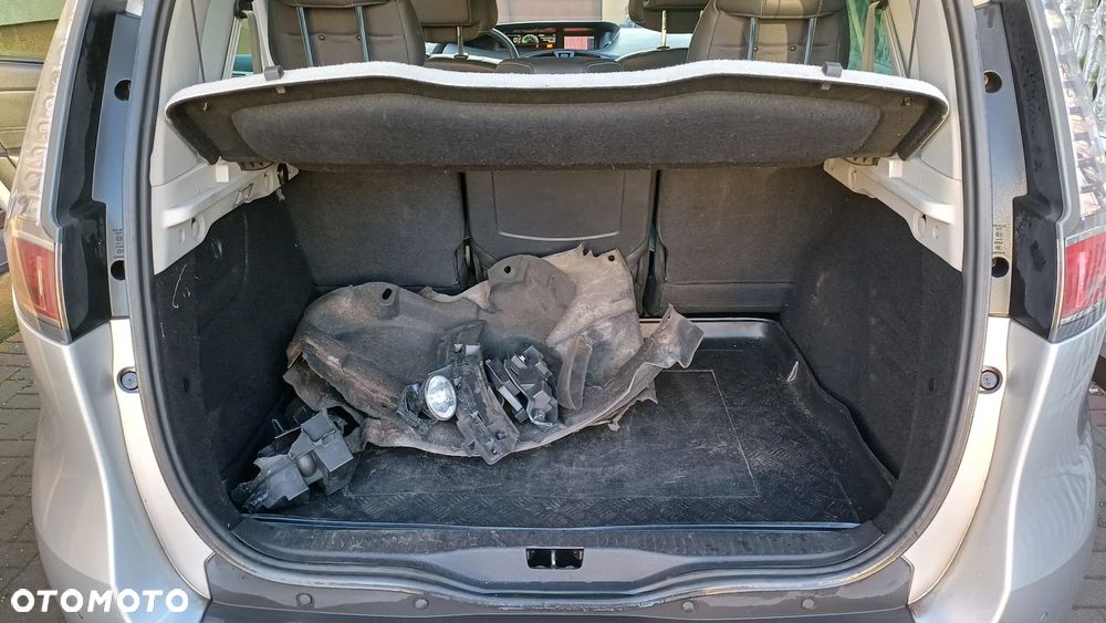 Renault Scenic 2.0 16V 140 CVT Bose Edition - 29