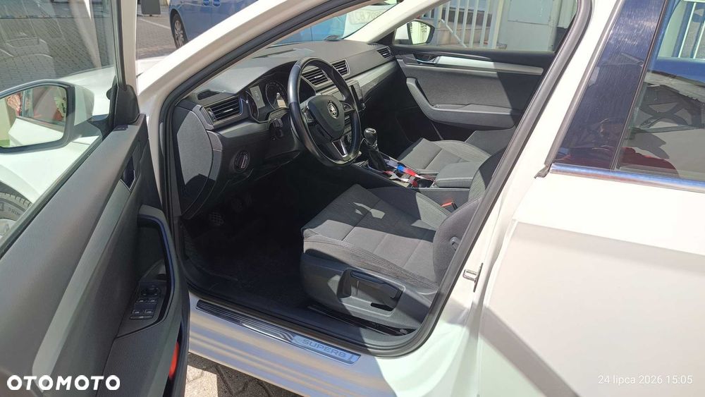Skoda Superb 2.0 TDI Ambition - 5