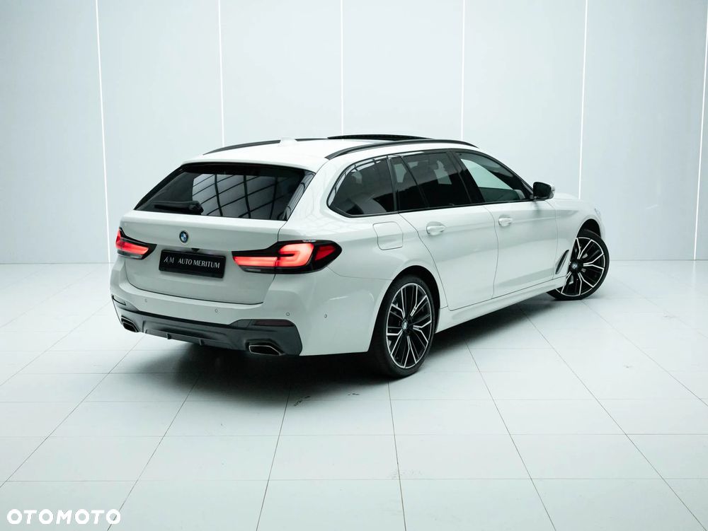 BMW Seria 5 530i xDrive M Sport sport - 9