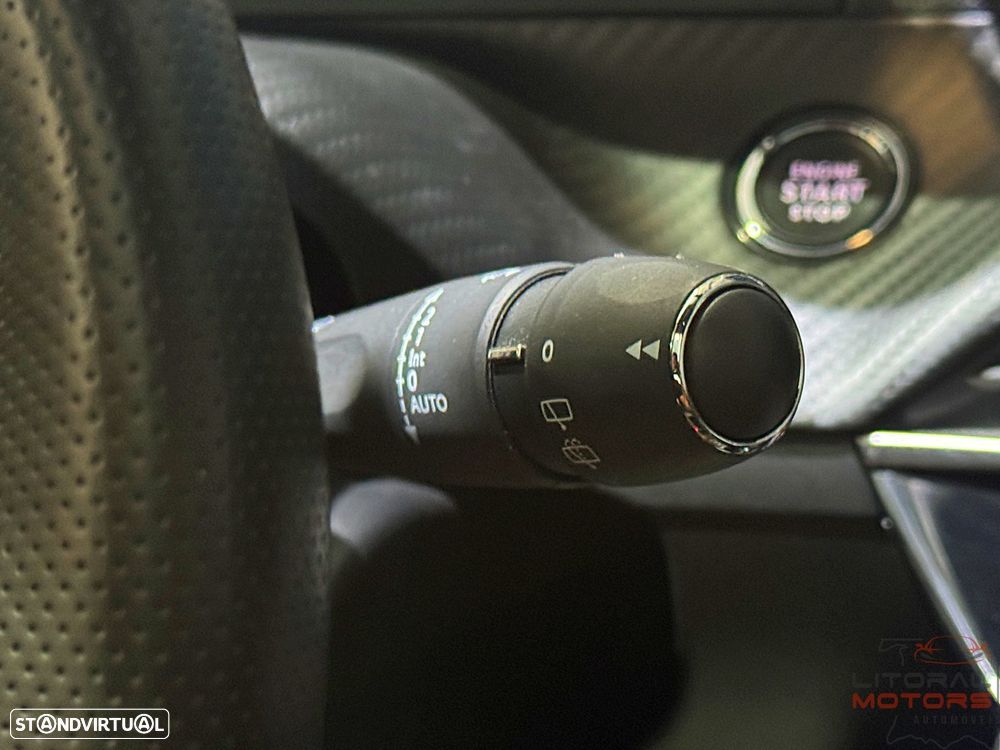 Peugeot 208 1.2 PureTech GT EAT8 - 26