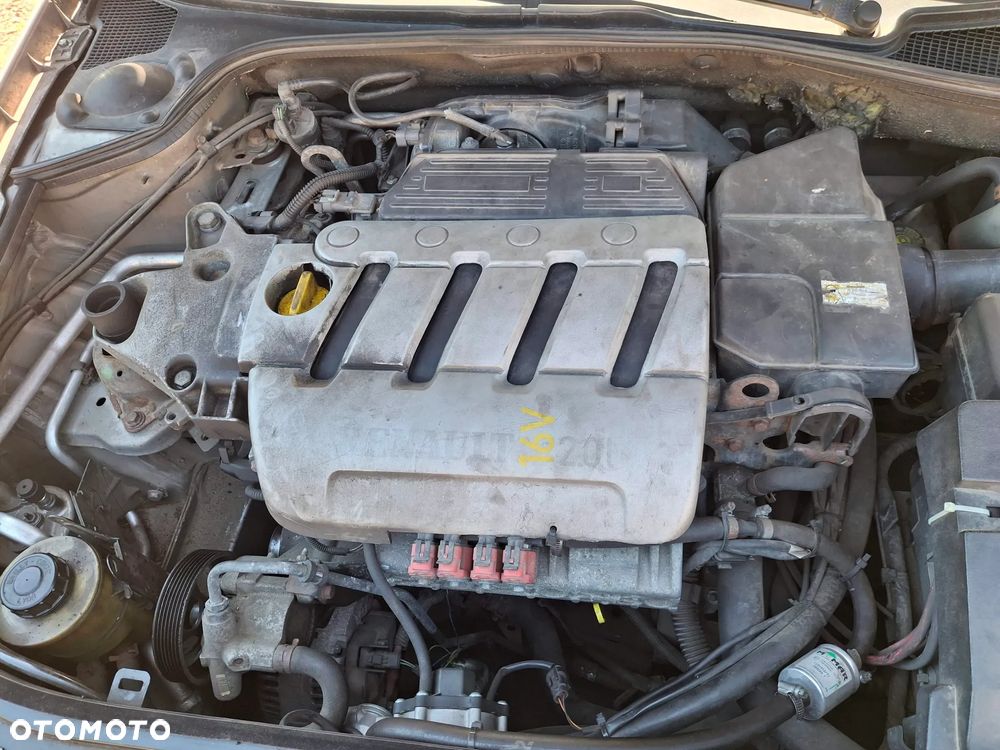 Renault Laguna - 2