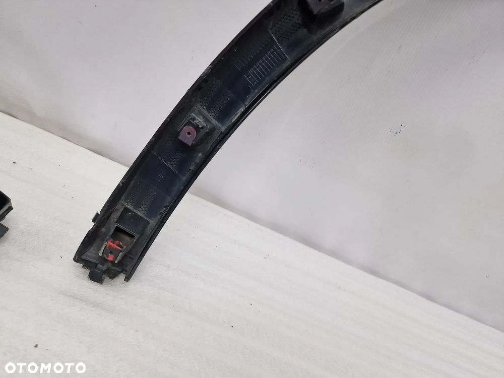 PORSCHE CAYENNE 9Y0 III GTS TURBO 17- PRAWA TYLNA TYLNIA TYŁ LISTWA NA BŁOTNIK , NR 9Y0854732D , NR AUKCJI NLB92 - 16