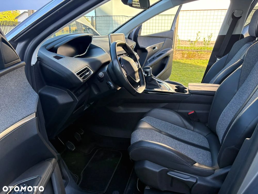 Peugeot 3008 - 14