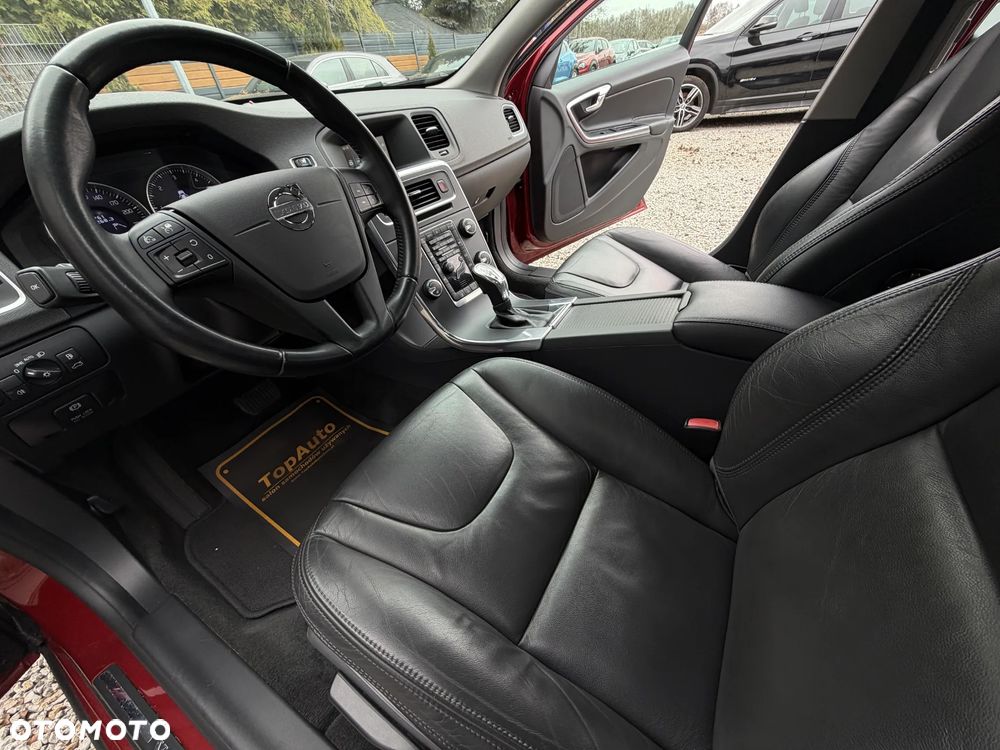 Volvo S60 D4 Geartronic Summum - 16