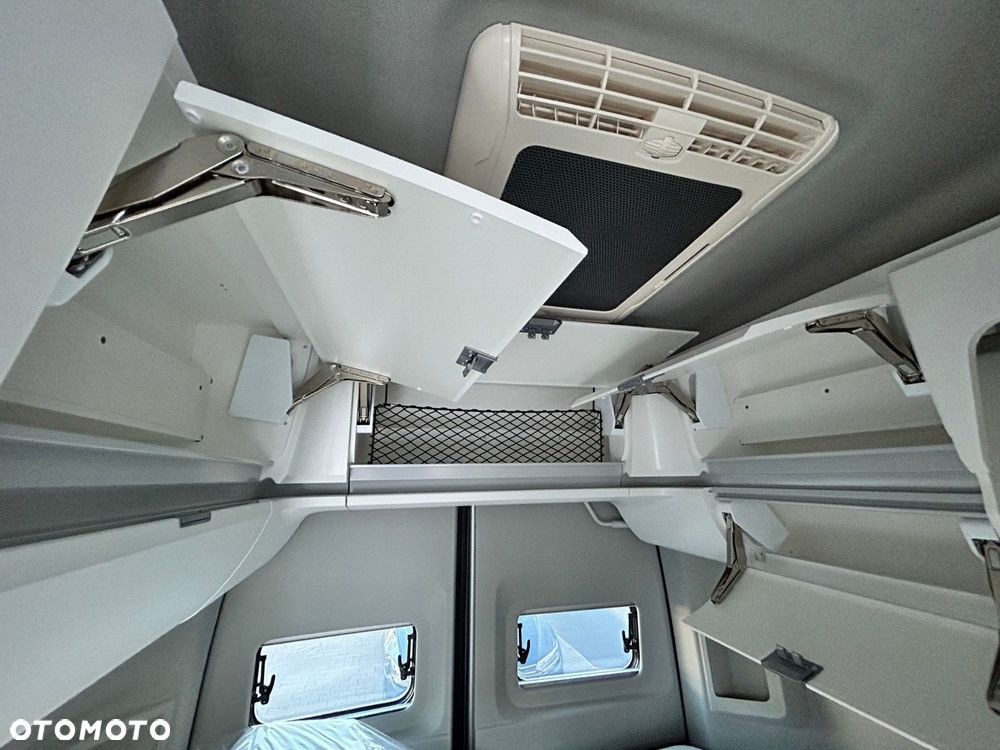 Volkswagen California - 19
