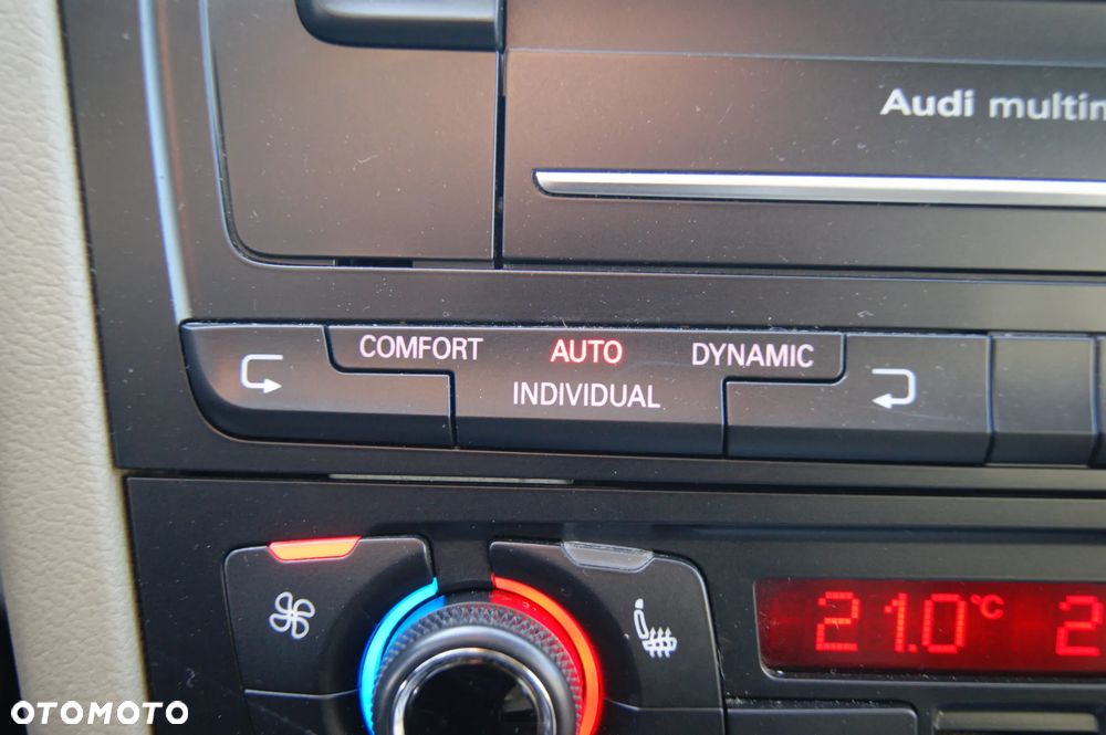 Audi A4 Avant 3.0 TDI DPF quattro S tronic Ambiente - 21