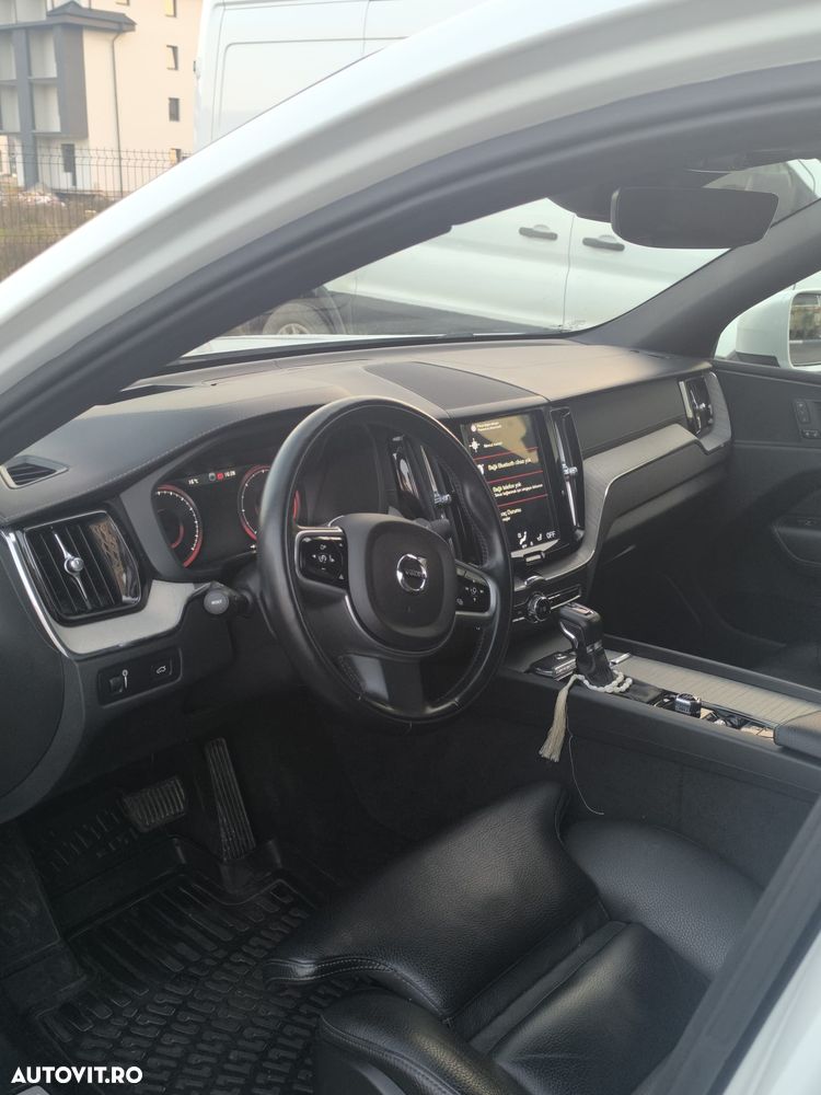 Volvo XC 60 B4 D AWD Geartronic Inscription - 8