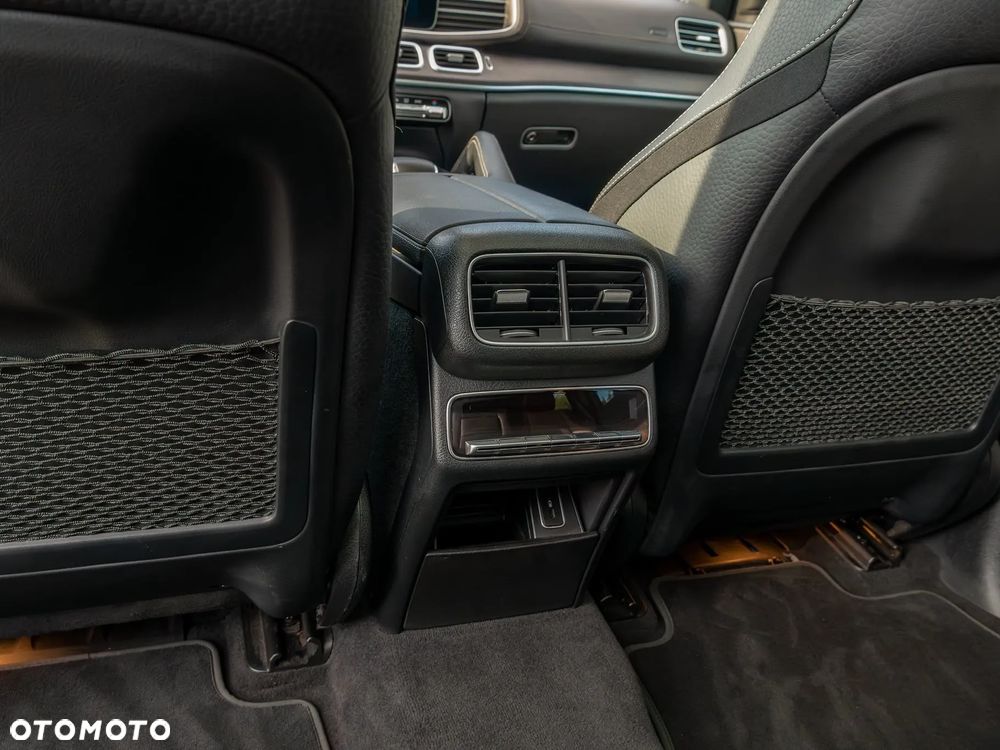 Mercedes-Benz GLS 400 d 4-Matic - 32