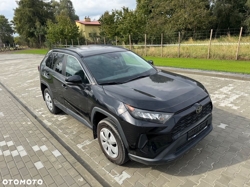 Toyota RAV4 - 9