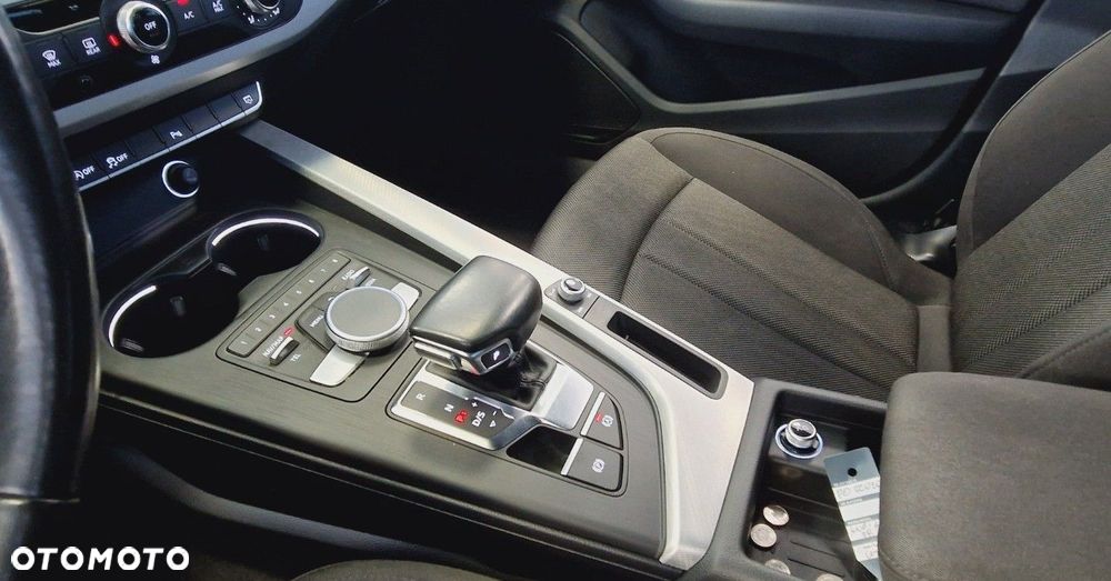 Audi A4 Limousine 2.0 TFSI Quattro Design S tronic - 21