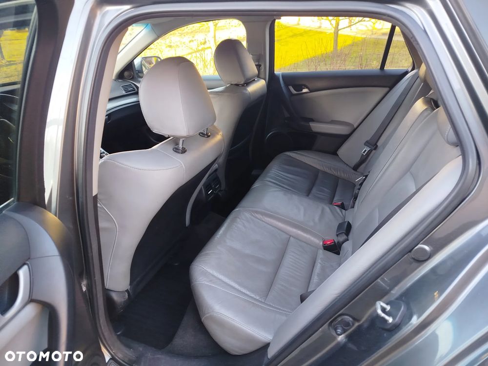 Honda Accord 2.0 Executive - 6