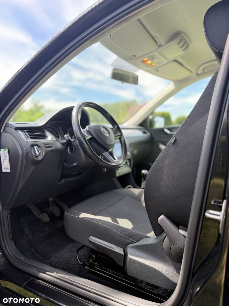 Skoda RAPID - 7