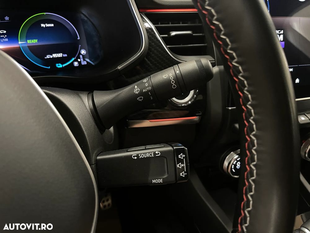 Renault Arkana E-TECH RS Line - 29