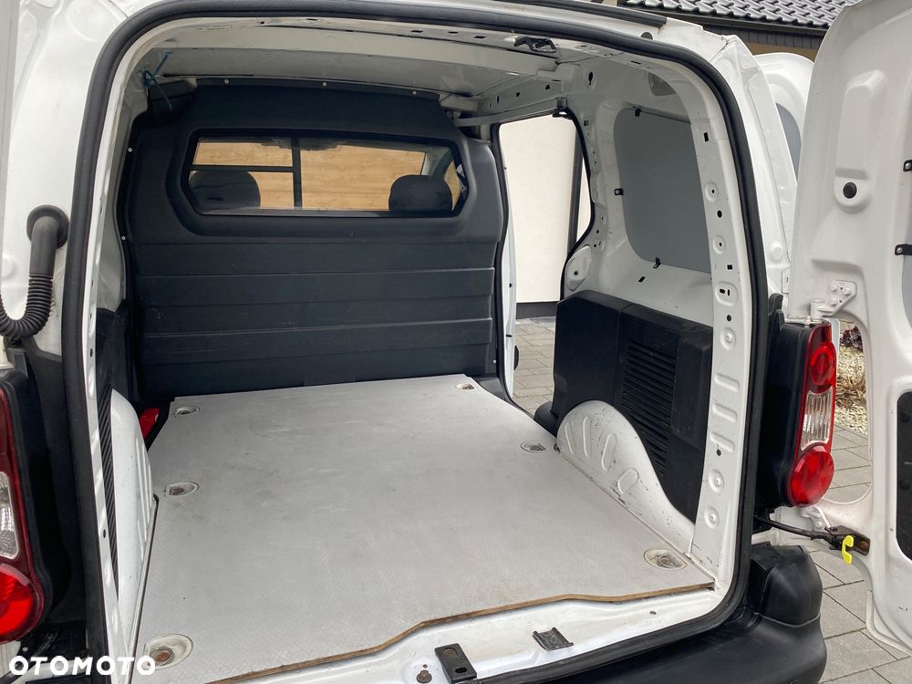 Peugeot PARTNER - 29