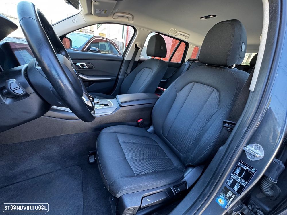BMW 320 d Auto - 16