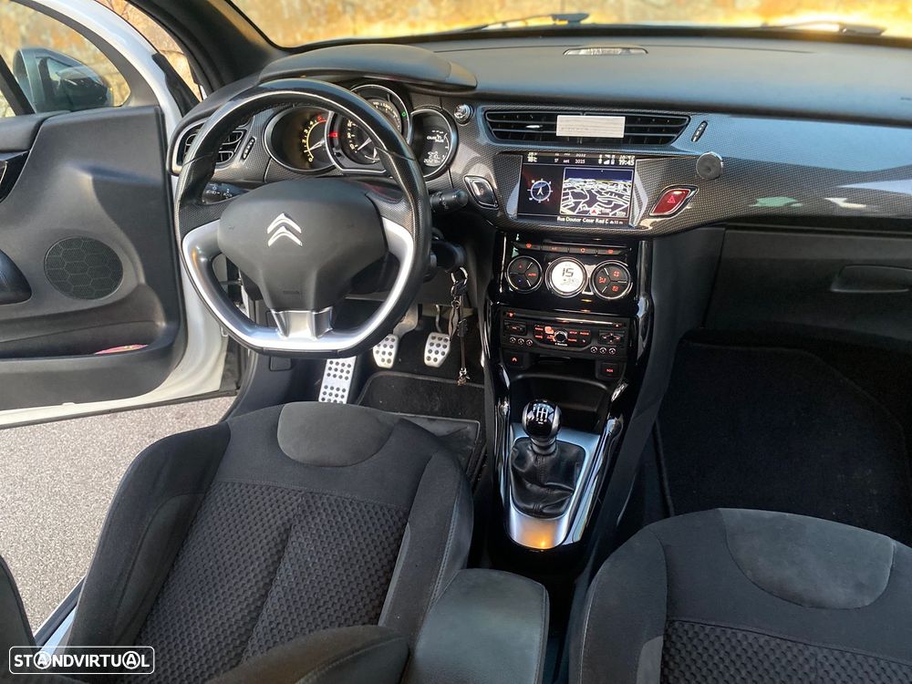 Citroën DS3 1.6 HDi Airdream Sport Chic - 7