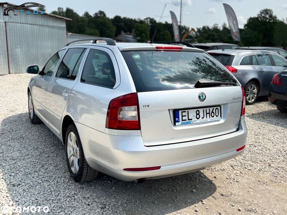 Skoda Octavia 2.0 TDI DPF Family Plus DSG - 12