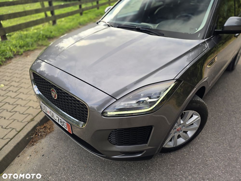 Jaguar E-Pace 2.0 i4D AWD HSE - 36