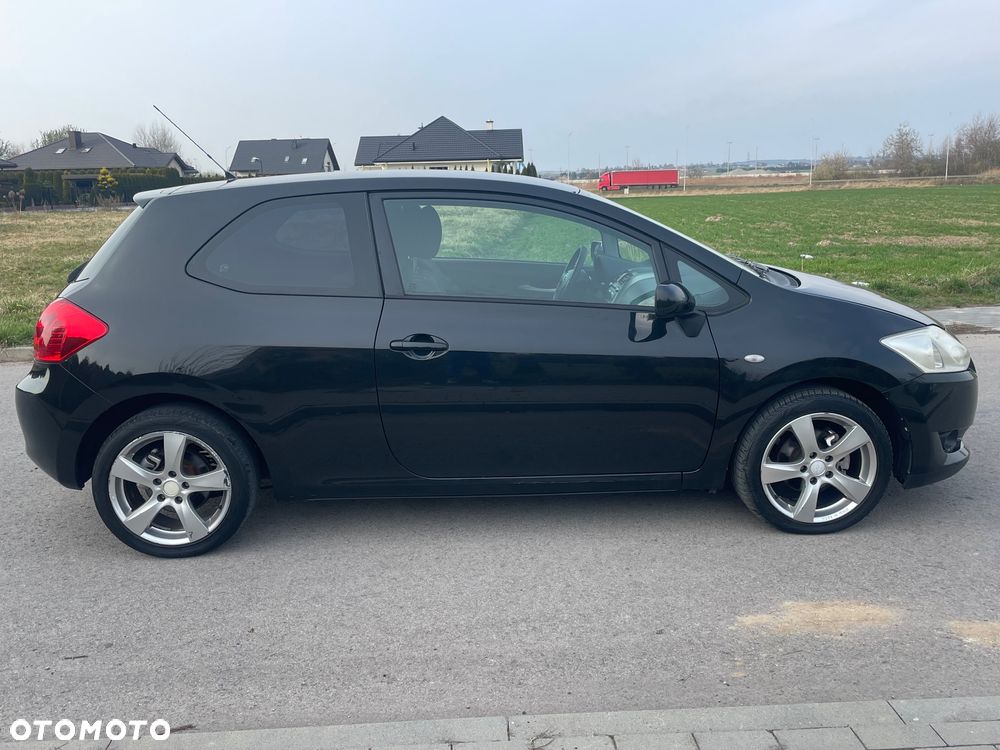 Toyota Auris 1.6 VVT-i Team - 24