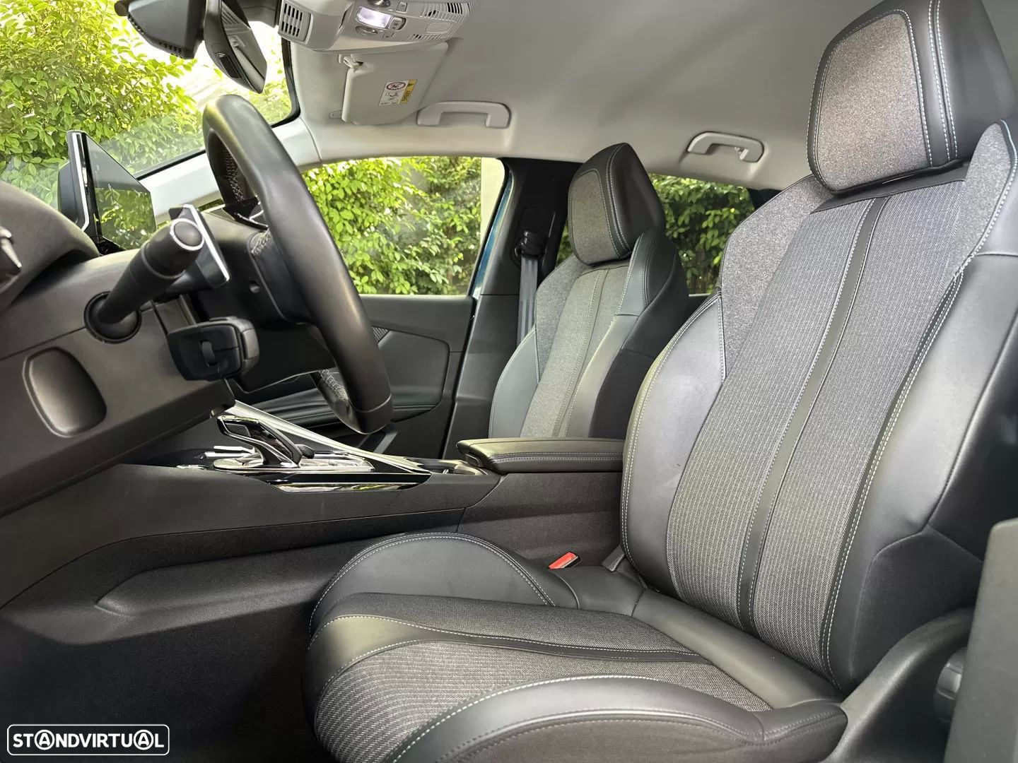 Peugeot 3008 1.6 Hybrid Allure Pack e-EAT8 - 11