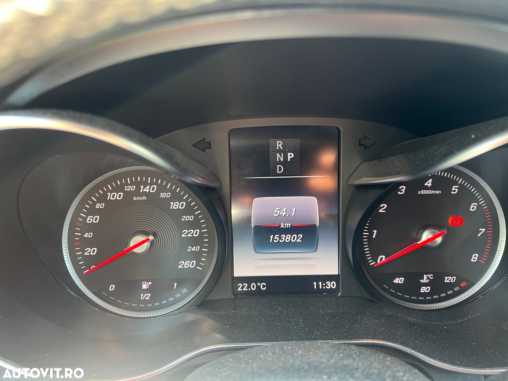 Mercedes-Benz GLC 250 4MATIC - 9