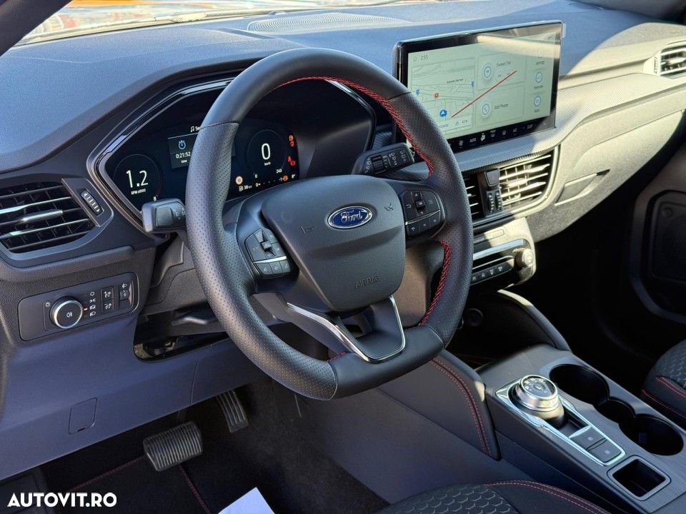 Ford Kuga 1.5 EcoBoost A8 FWD ST-Line - 17