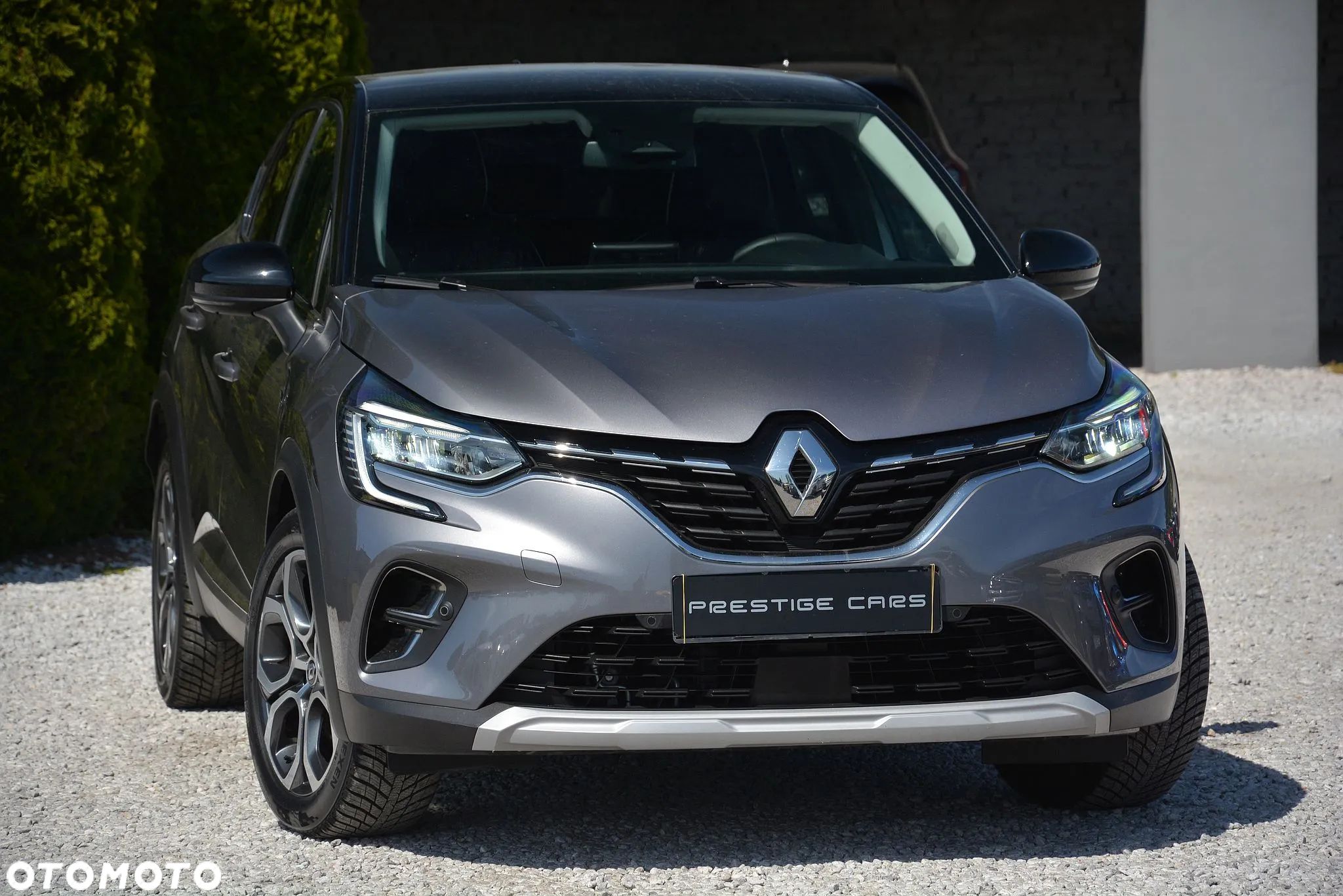 Renault Captur E-TECH PLUG-in 160 INTENS - 1