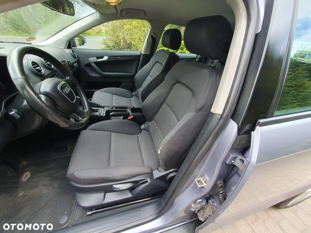 Audi A3 Sportback 2.0 TDI Ambiente - 10
