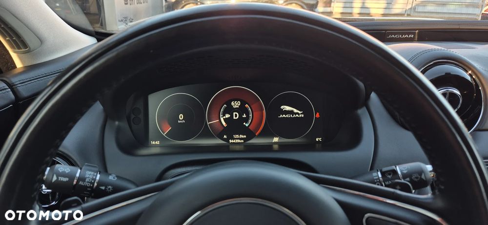 Jaguar XJ 3.0 V6 Portfolio - 5