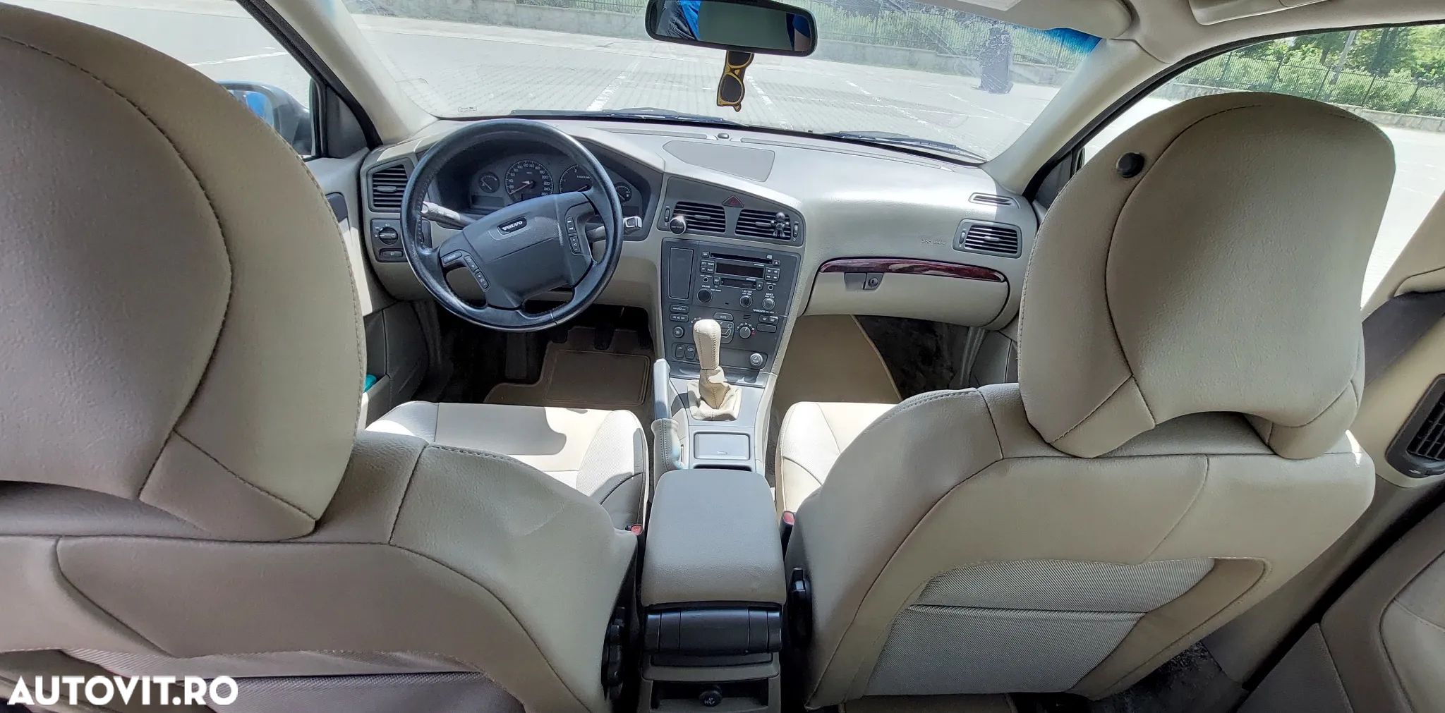 Volvo V70 2.4 D5 - 5