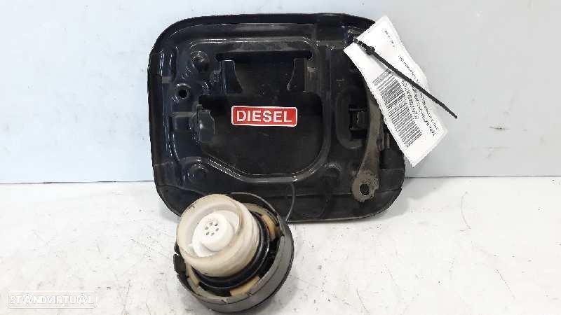 TAMPA DE COMBUSTÍVEL TOYOTA AVENSIS - 1