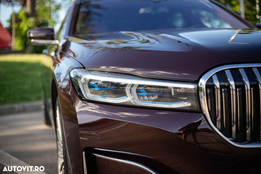 BMW Seria 7 745Le xDrive AT PHEV - 34