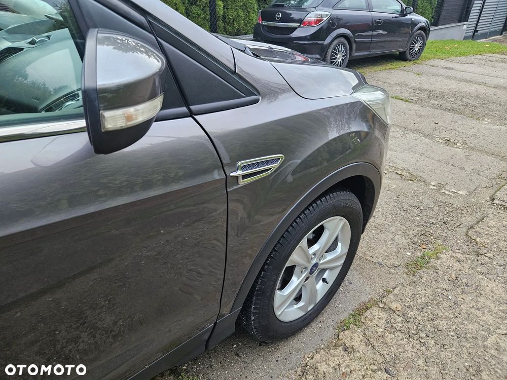 Ford Kuga - 22