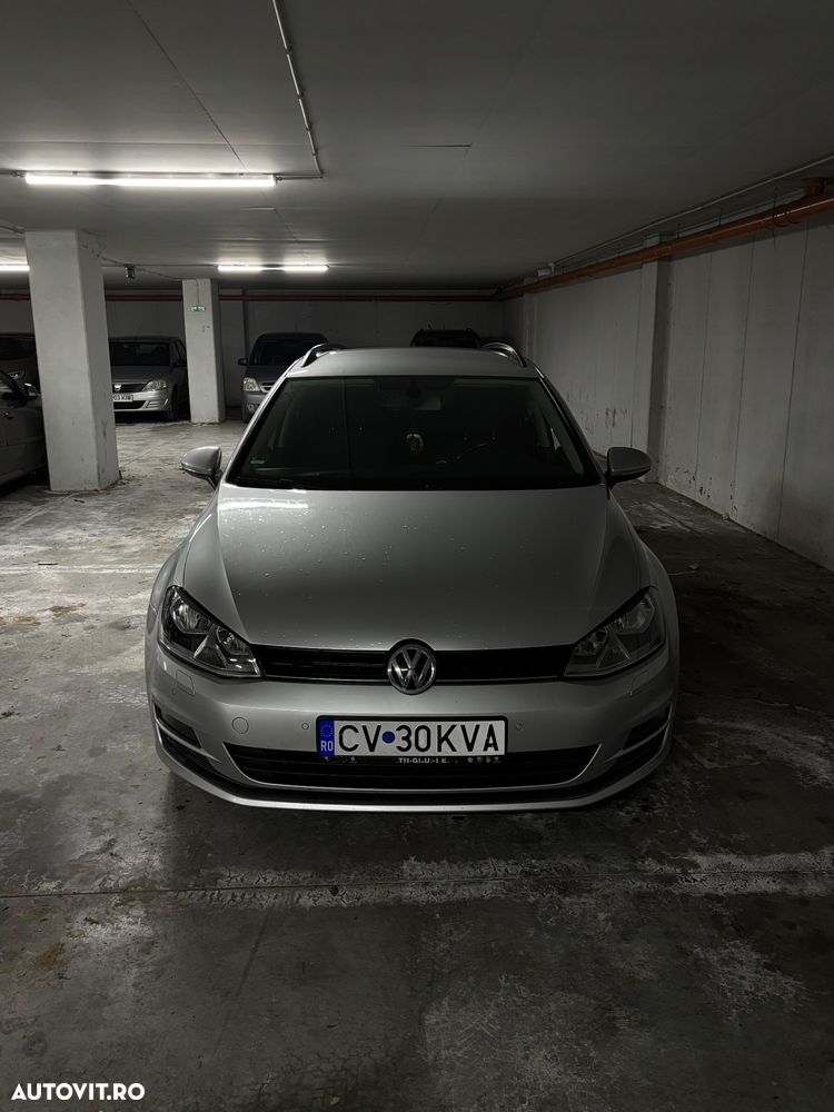 Volkswagen Golf - 18