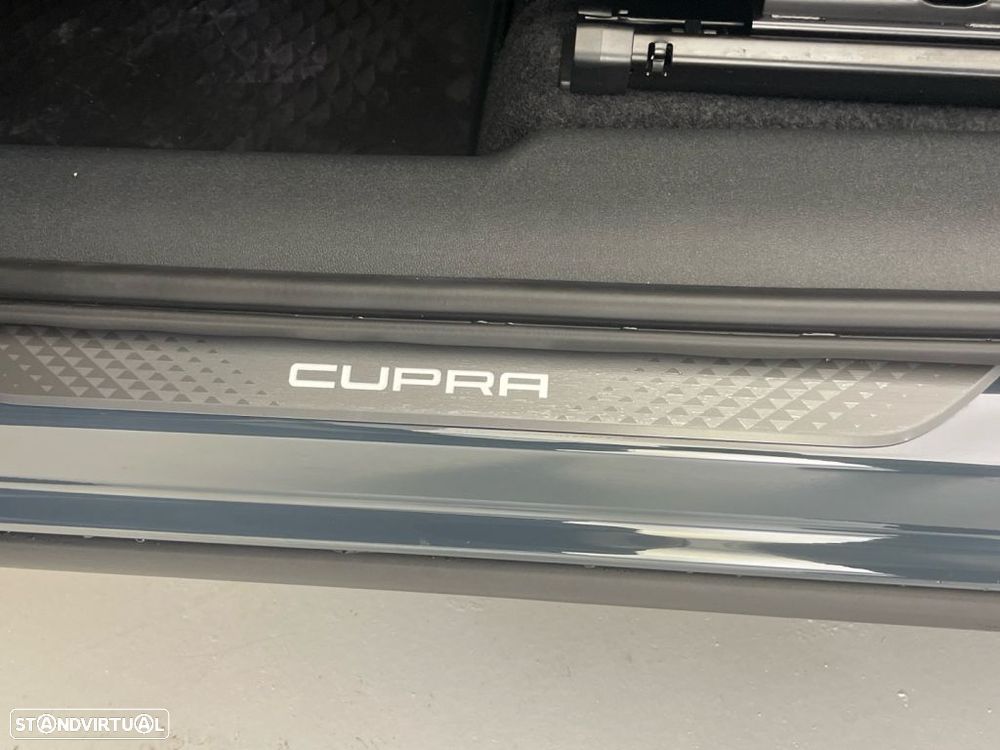 Cupra Terramar 1.5 e-Hybrid DSG - 17