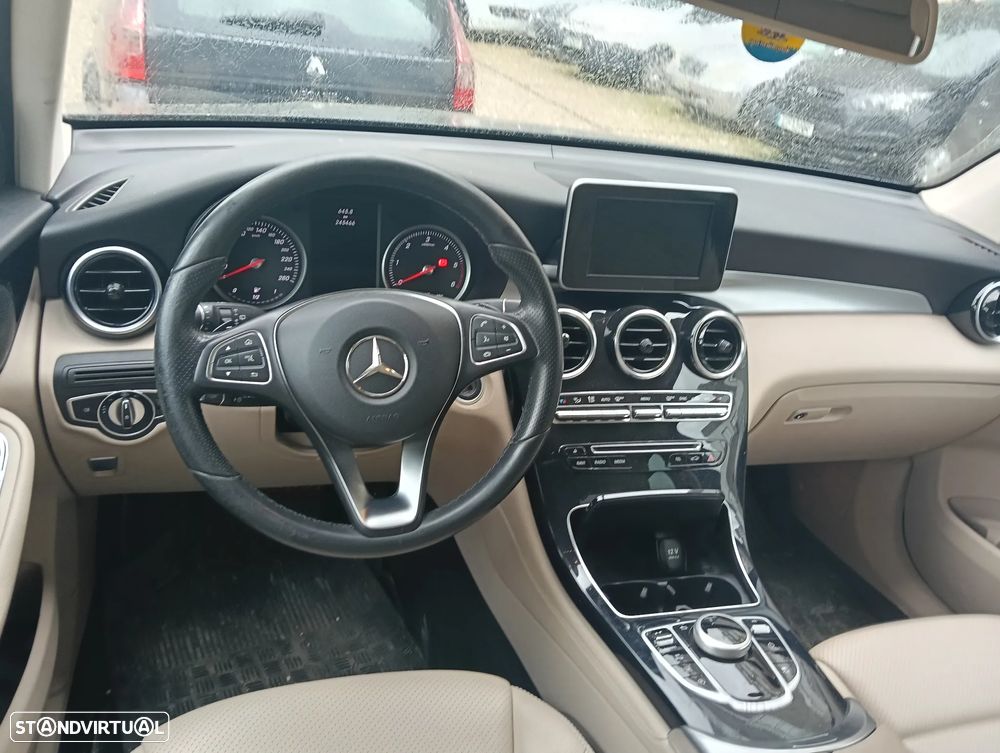 Mercedes-Benz GLC 250 d 4Matic 9G-TRONIC - 13