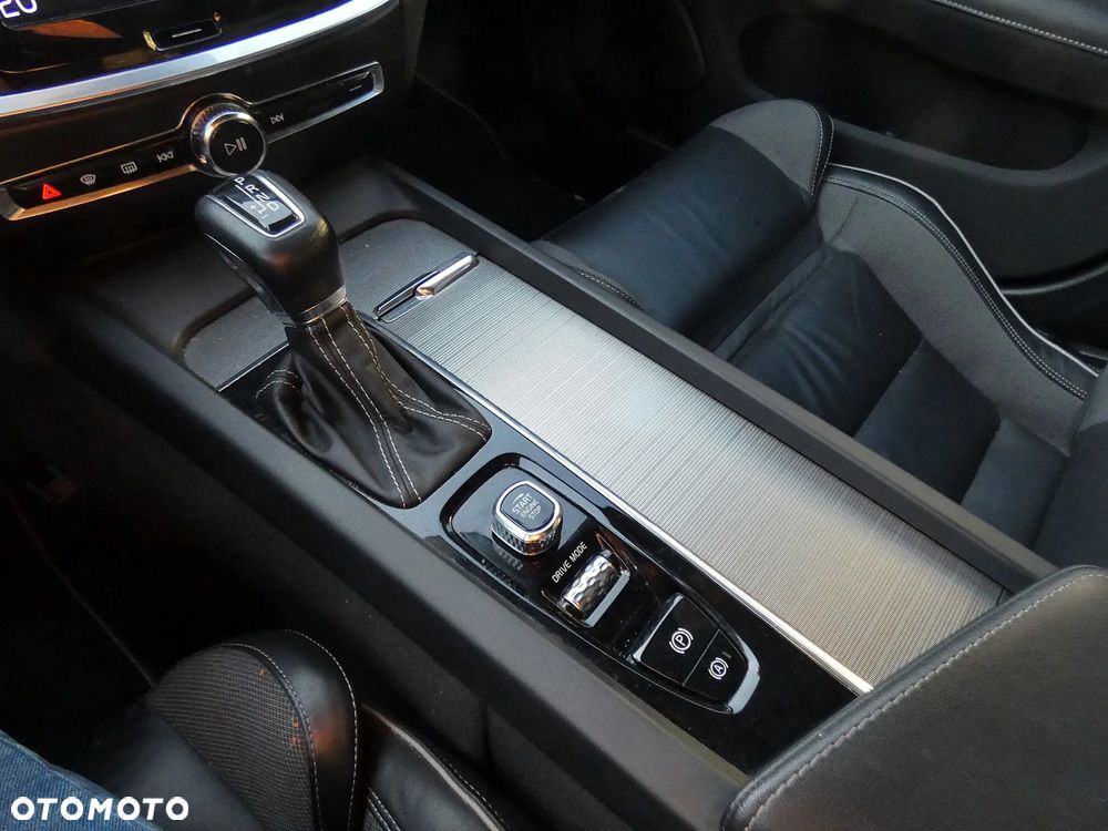 Volvo S60 T5 Drive-E R-Design Summum - 11