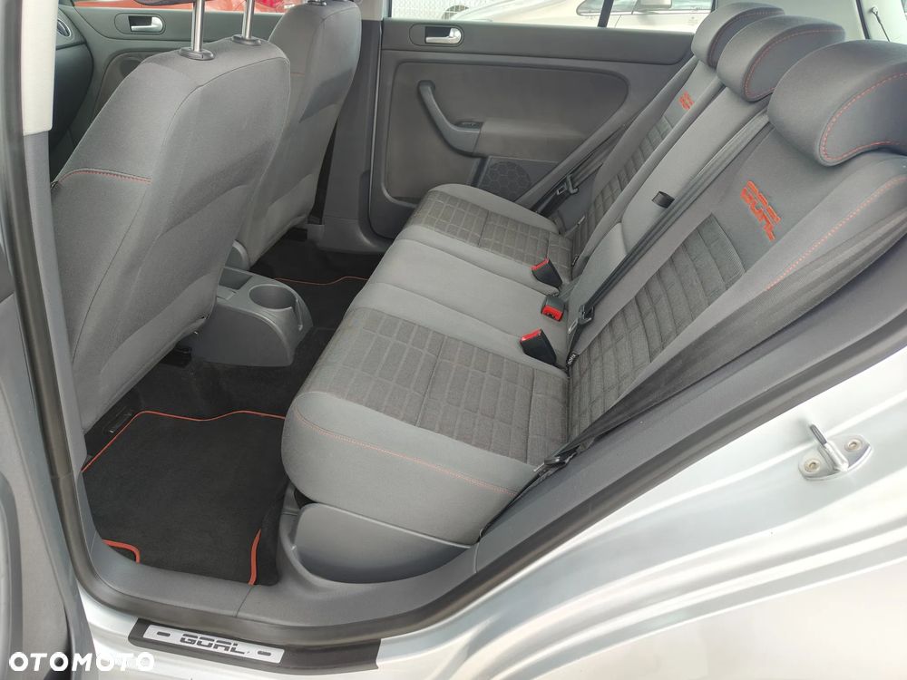 Volkswagen Golf Plus 1.6 Goal - 17