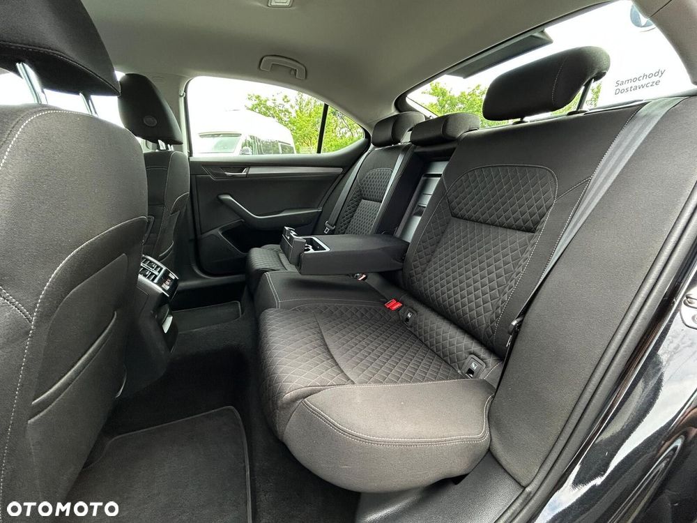 Skoda Superb 2.0 TDI Style DSG - 19