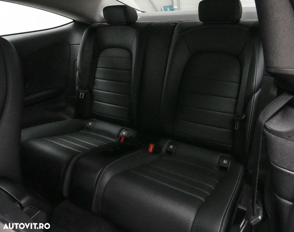 Mercedes-Benz C - 14