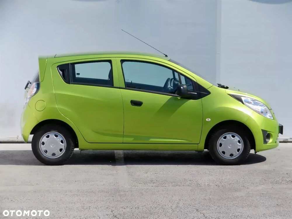 Chevrolet Spark 1.0 LS+ - 8