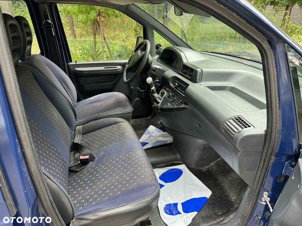 Peugeot Expert 1.6 - 12